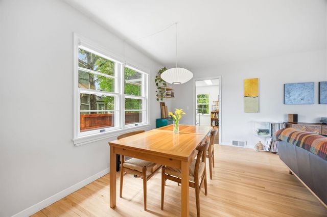 313 Vincent Avenue N, Minneapolis, MN 55405