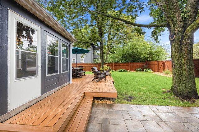 313 Vincent Avenue N, Minneapolis, MN 55405