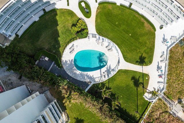 1213 S Ocean Boulevard 2-B, Delray Beach, FL 33483