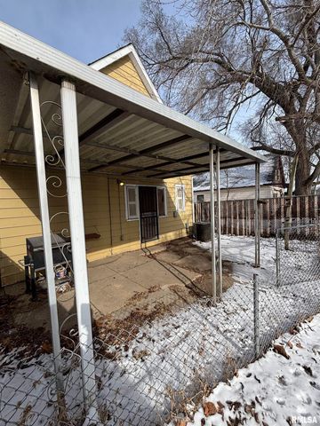 2010 W MALONE Street, Peoria, IL 61605