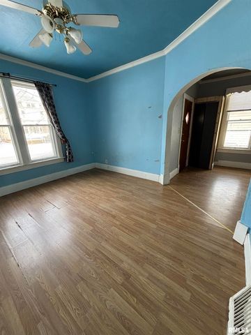 2010 W MALONE Street, Peoria, IL 61605