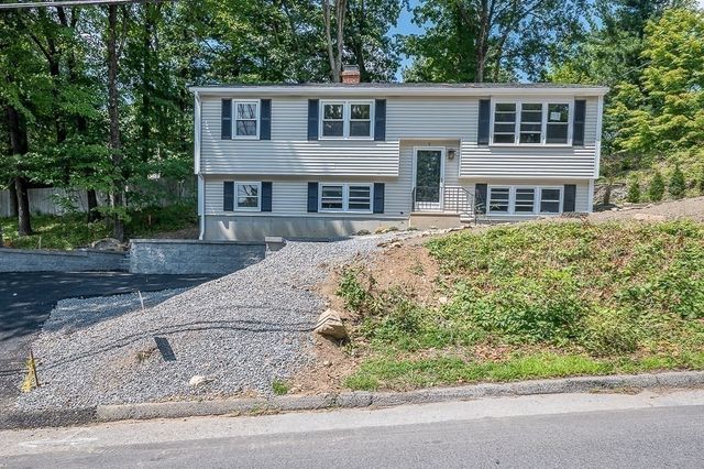 5 Forest Hill Dr, Worcester, MA 01609