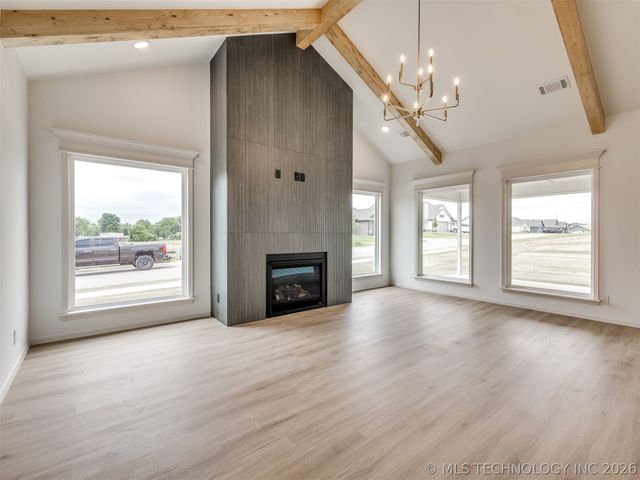 8924 N 78th East Avenue, Owasso, OK 74055