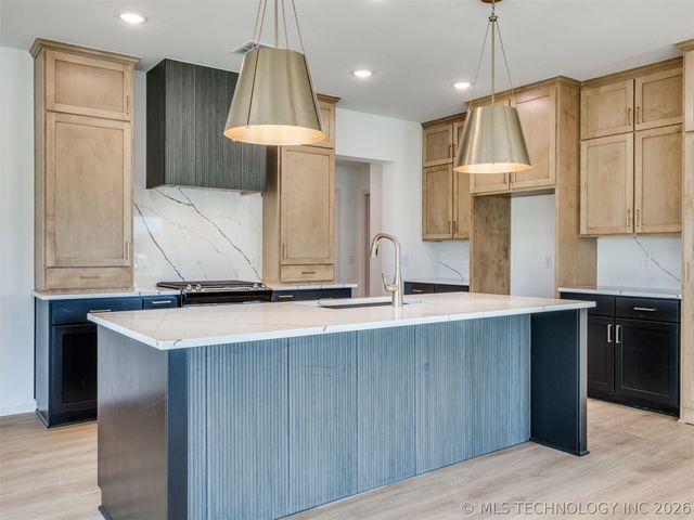 8924 N 78th East Avenue, Owasso, OK 74055