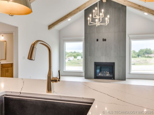 8924 N 78th East Avenue, Owasso, OK 74055