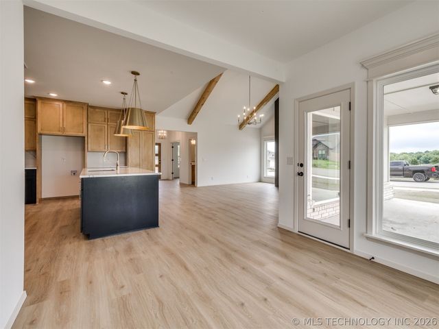 8924 N 78th East Avenue, Owasso, OK 74055