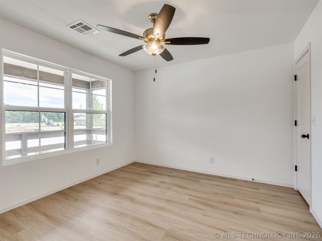 8924 N 78th East Avenue, Owasso, OK 74055
