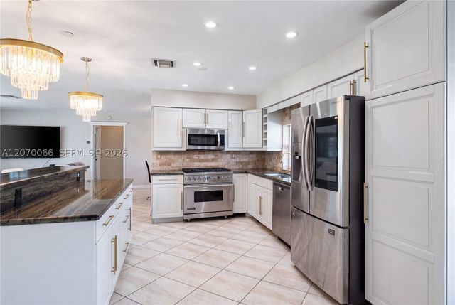 5321 Lincoln St 5321, Hollywood, FL 33021