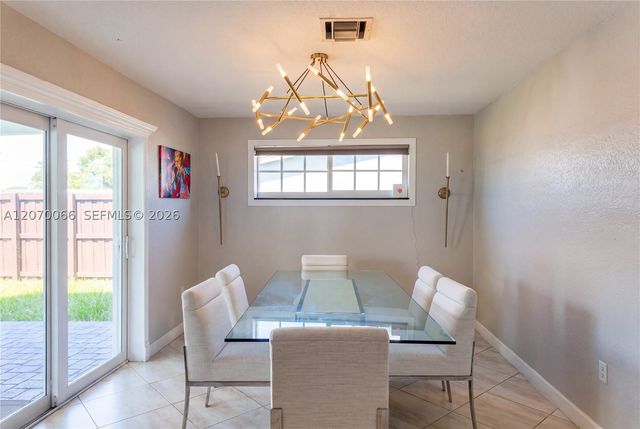 5321 Lincoln St 5321, Hollywood, FL 33021