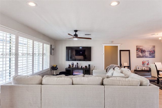 5321 Lincoln St 5321, Hollywood, FL 33021