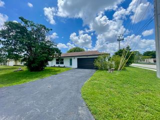 6606 NW 95th Avenue, Tamarac, FL 33321