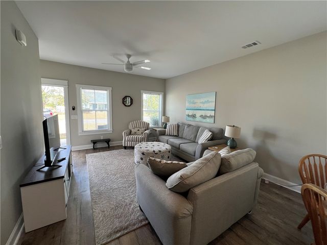 1652 Ashantilly Drive, Darien, GA 31305