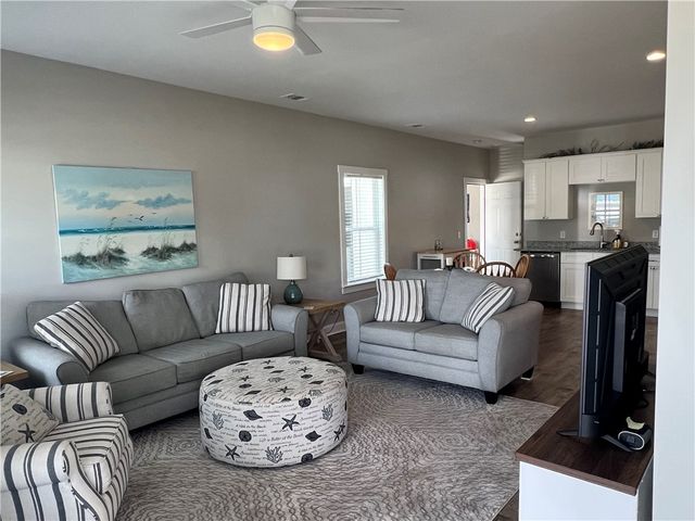 1652 Ashantilly Drive, Darien, GA 31305