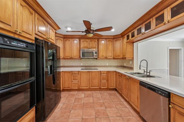 209 PALM AVENUE, Nokomis, FL 34275