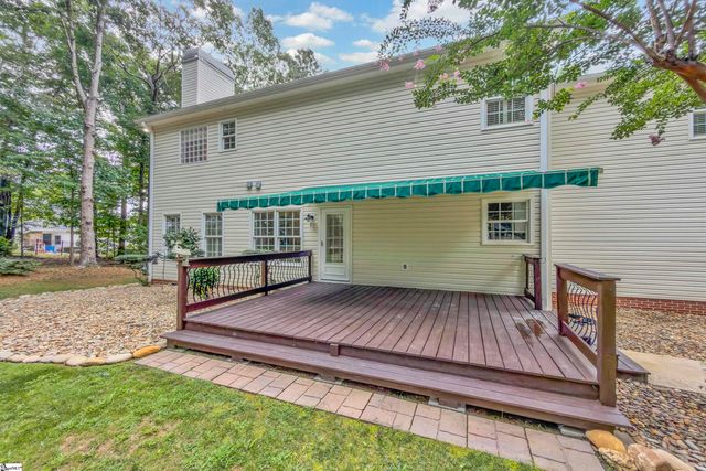 6 Clearwater Court, Taylors, SC 29687