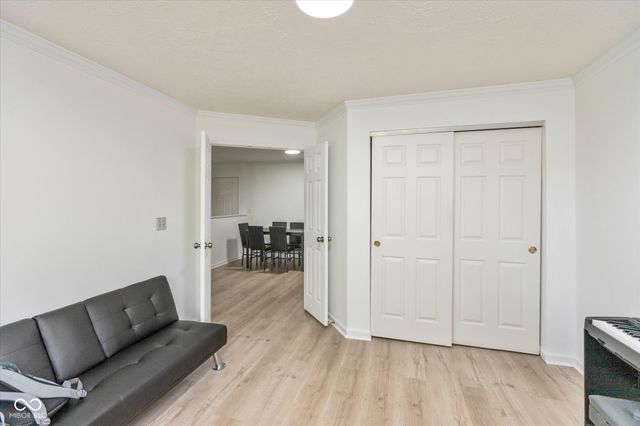 8750 Yardley Court 202, Indianapolis, IN 46268