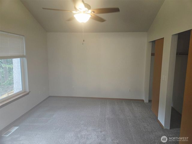 18715 Rampart Drive SE, Yelm, WA 98597
