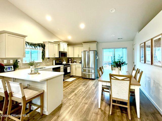 6089 W Theismann Rd, Rathdrum, ID 83858