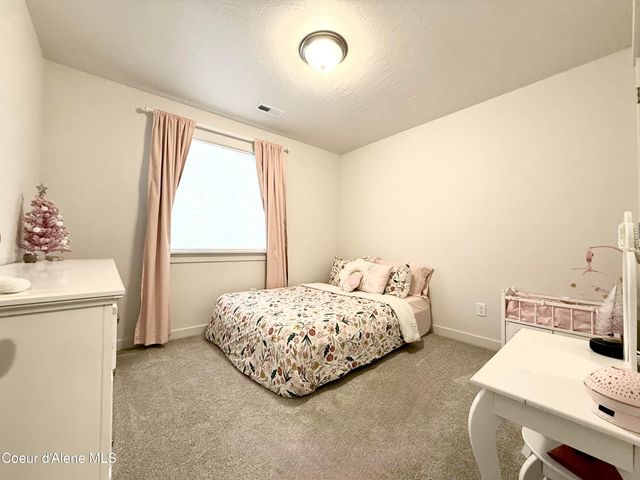 6089 W Theismann Rd, Rathdrum, ID 83858