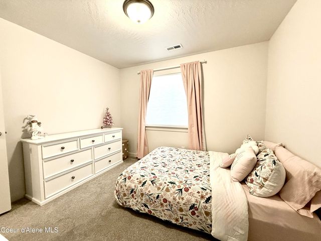 6089 W Theismann Rd, Rathdrum, ID 83858