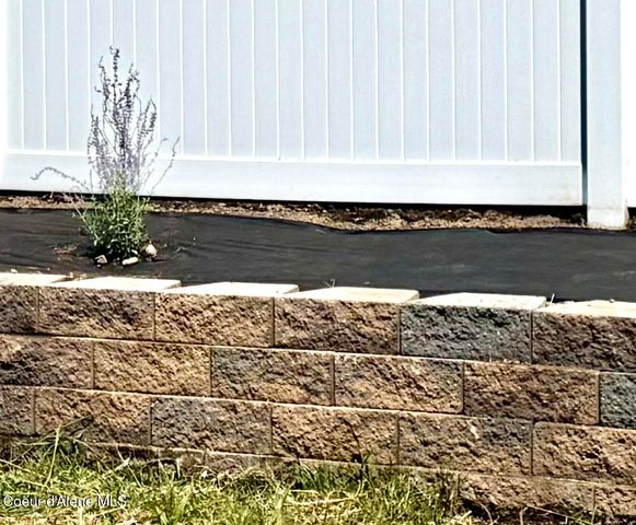 6089 W Theismann Rd, Rathdrum, ID 83858