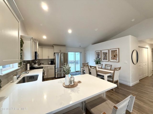 6089 W Theismann Rd, Rathdrum, ID 83858