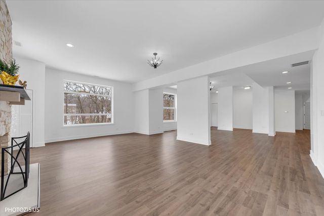 615 Harper Drive, Algonquin, IL 60102