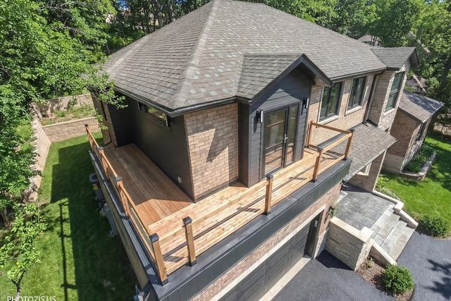 615 Harper Drive, Algonquin, IL 60102