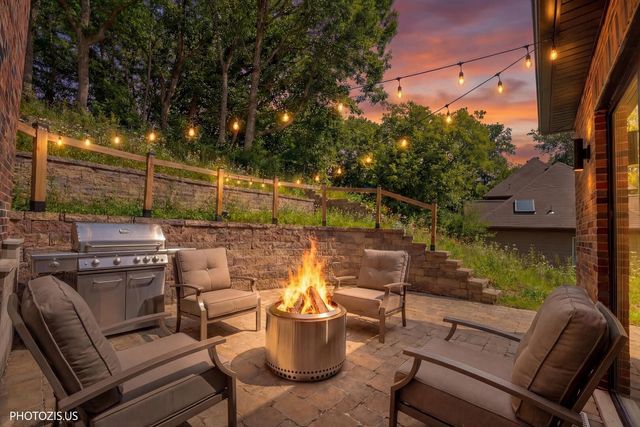 615 Harper Drive, Algonquin, IL 60102