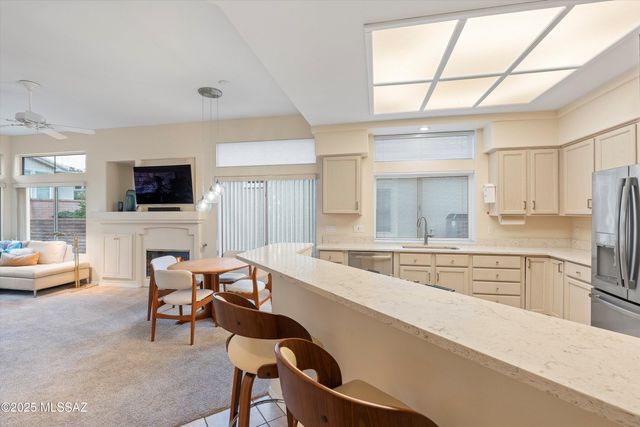 1783 E Anza Way, Oro Valley, AZ 85755