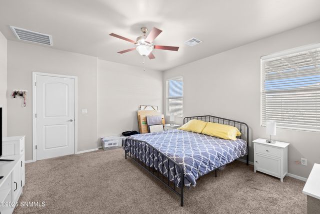 1355 Bison Spring Drive, Las Cruces, NM 88012