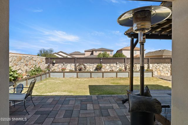 1355 Bison Spring Drive, Las Cruces, NM 88012