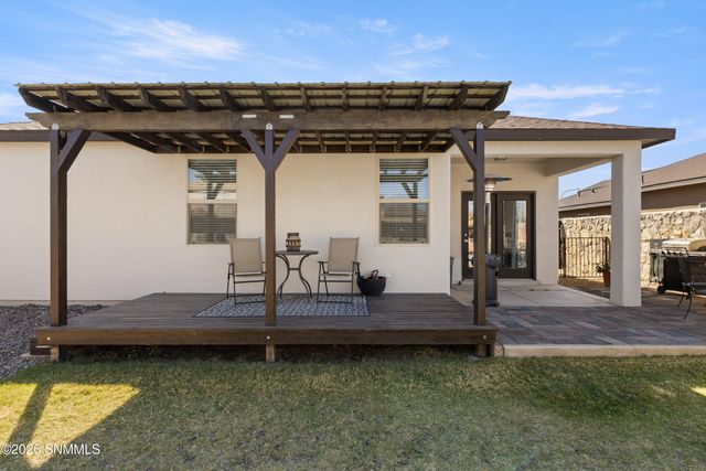 1355 Bison Spring Drive, Las Cruces, NM 88012