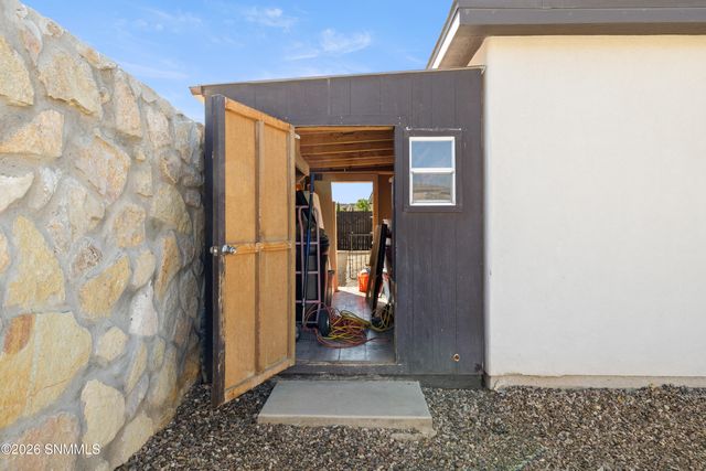 1355 Bison Spring Drive, Las Cruces, NM 88012