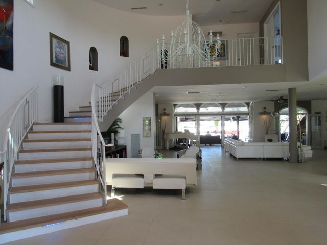 185 Palm Avenue, Miami Beach, FL 33139