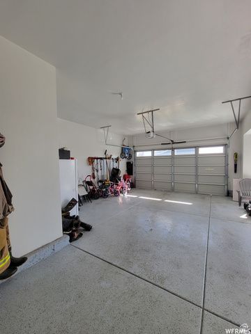 934 LARDEO DR, Spanish Fork, UT 84660