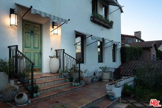 2341 Ronda Vista Drive, Los Angeles, CA 90027