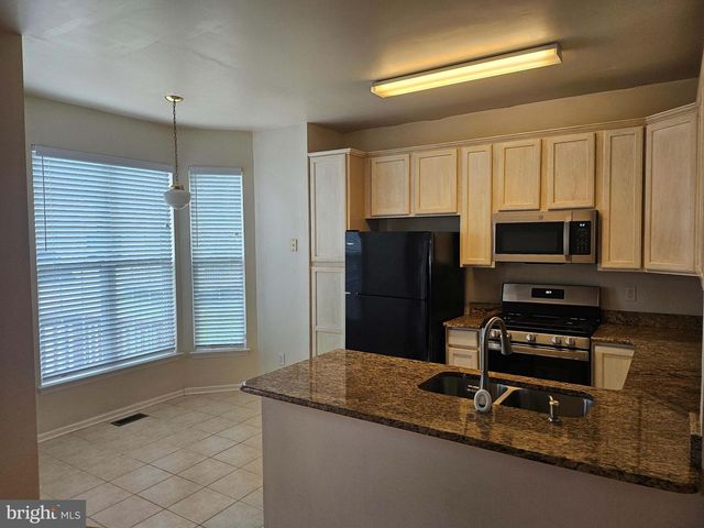 365 TUVIRA LN, Cherry Hill, NJ 08003