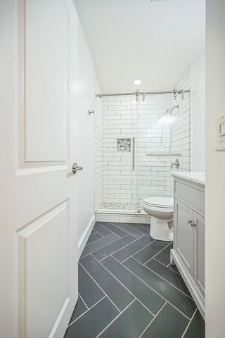 14 Marston, Barnstable, MA 02601