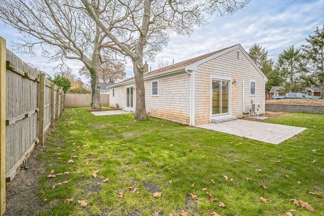 14 Marston, Barnstable, MA 02601