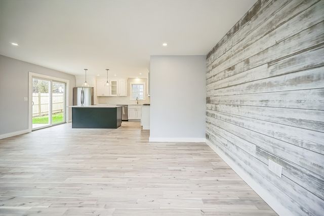 14 Marston, Barnstable, MA 02601