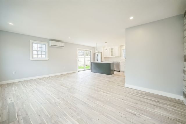 14 Marston, Barnstable, MA 02601