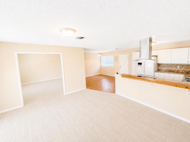 1543 John Pl, Yuba City, CA 95993