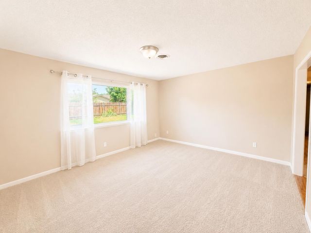 1543 John Pl, Yuba City, CA 95993