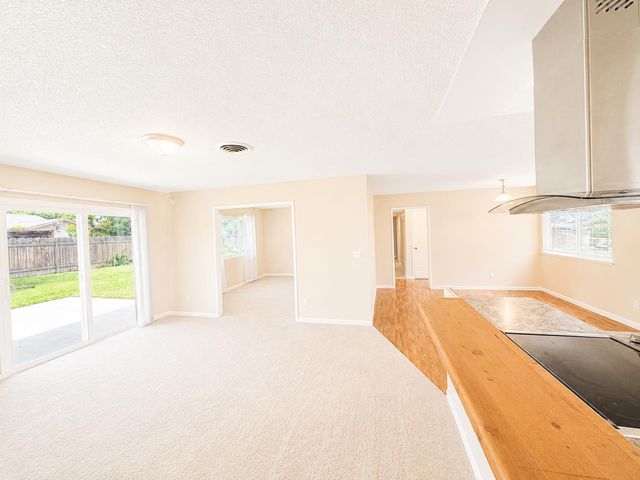 1543 John Pl, Yuba City, CA 95993