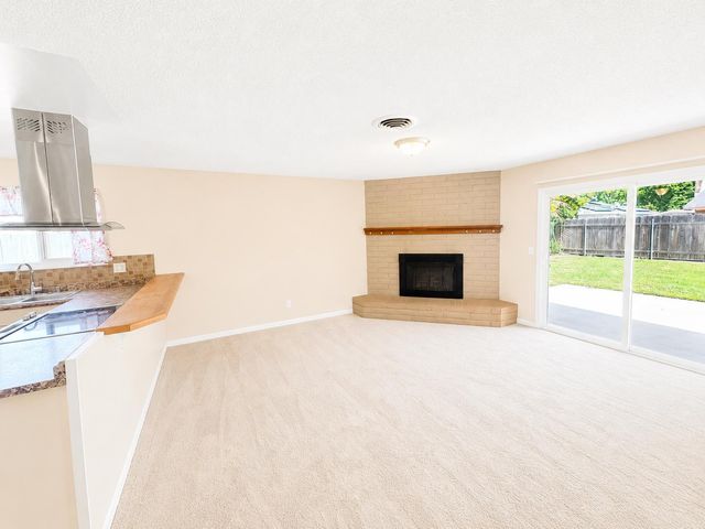 1543 John Pl, Yuba City, CA 95993