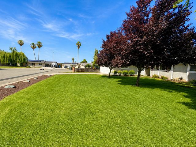 1543 John Pl, Yuba City, CA 95993