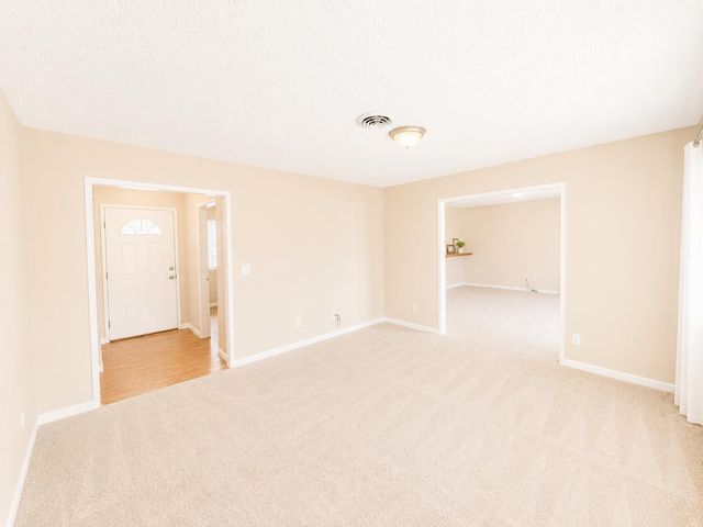1543 John Pl, Yuba City, CA 95993