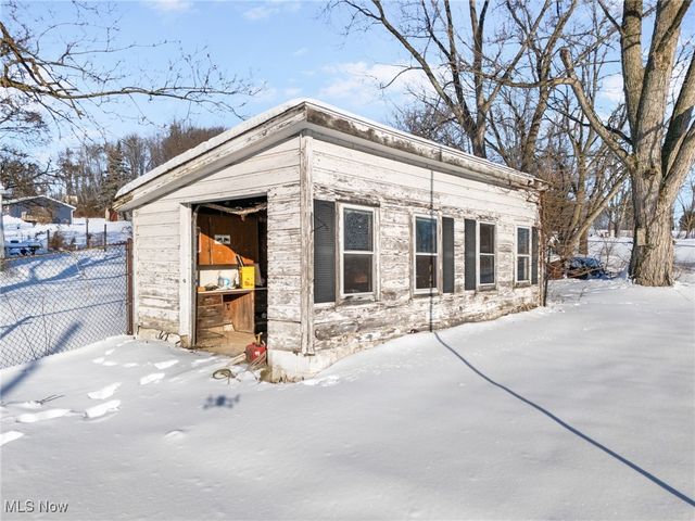 3863 Richville Drive SW, Canton, OH 44706