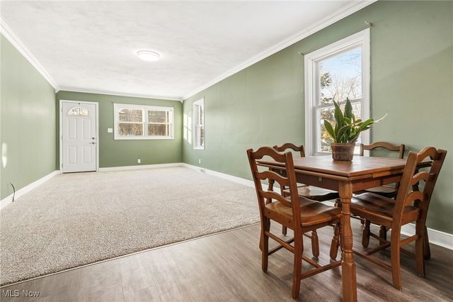 3863 Richville Drive SW, Canton, OH 44706